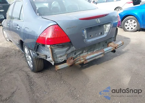 2007 Honda Accord 2.4 Ex из США, поврежденный, VIN 1HGCM56867A041797